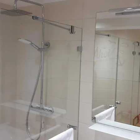 Ankerplatz Am Suedstrand, Mit 2 Schlafzimmer Und Eigenen Strandkorb * בינץ